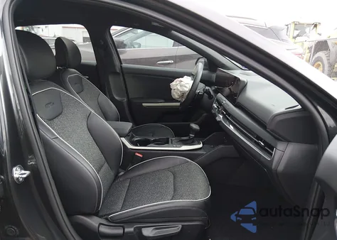 2025 Kia K4 Gt-Line z USA, uszkodzony, nr VIN 3KPFW4DE0SE219203